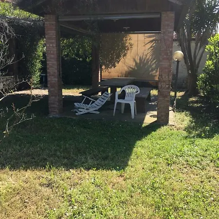 Casa Degli Zii Letizia Vila Luni