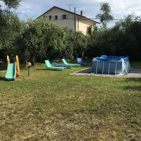 Vila Casa Degli Zii Letizia